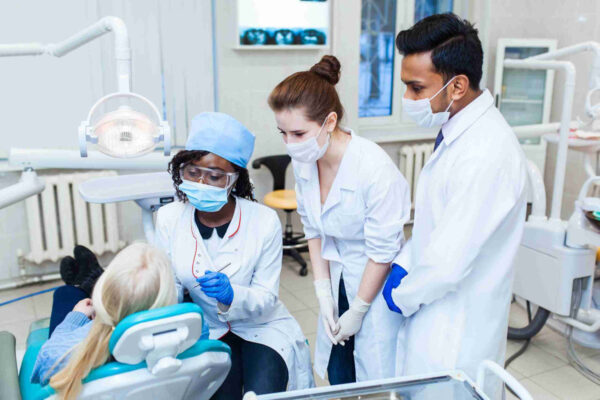 Associate Dental Coaching from The Institute Of Dental Business - Business Coaching for Dental Practices